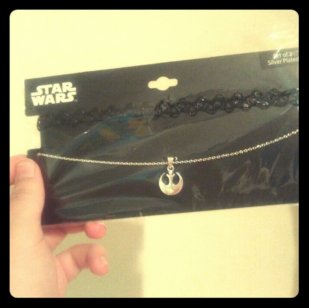 *CUTE* Star Wars Necklace+Choker set!! 😍😍😍